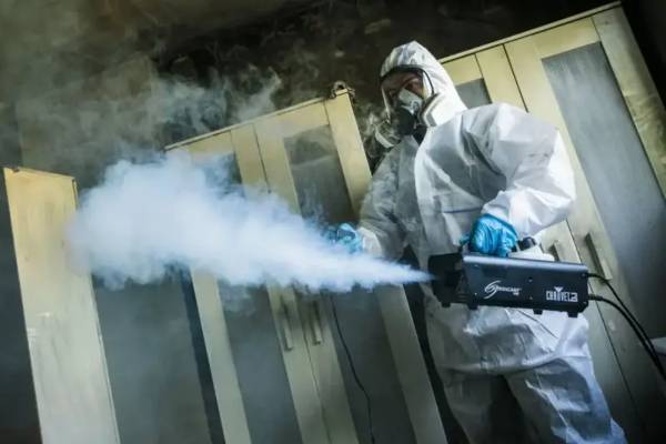 Odor neutralizing